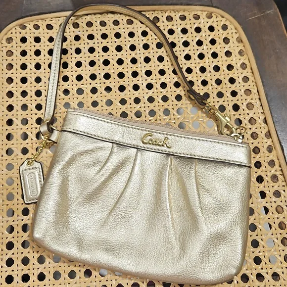 Coach Shimmering Gold Leather Pouch - Picture 4 of 6